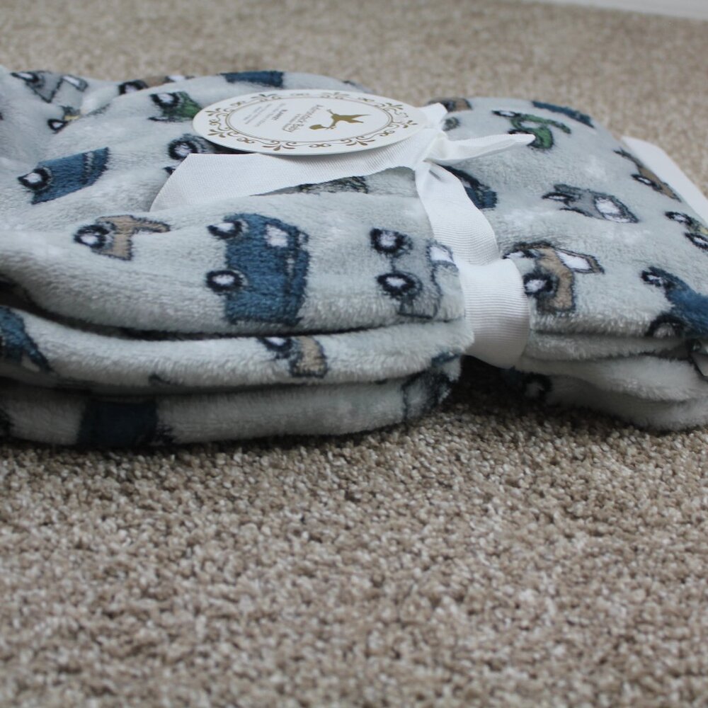 Adirondack Baby Blanket Gray Fleece Truck Cars Transportation Infant Boys NWT - Picture 4 of 4